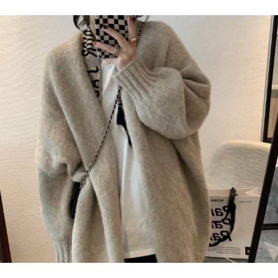 Korean version of the new lazy all-match loose solid color sleeve knitted sweater cardigan jacket Korean version of the new lazy all-match loose solid color sleeve knitted sweater cardigan jacket
